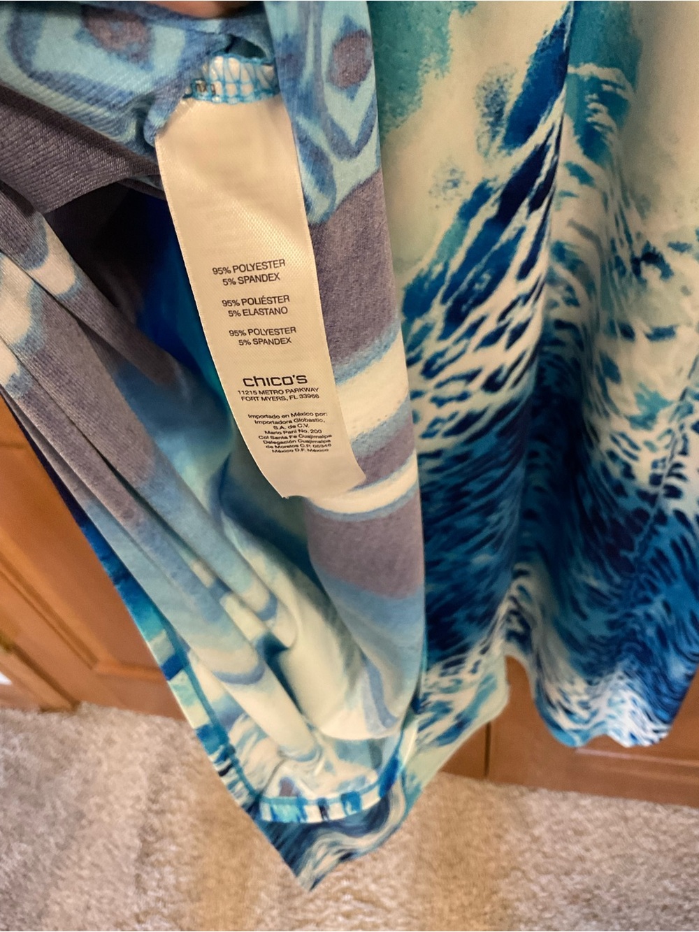 Chico's Blue Multi-Print Asymmetrical Handkerchief Hem Sleeveless Dress. Sz S - Picture 4 of 4